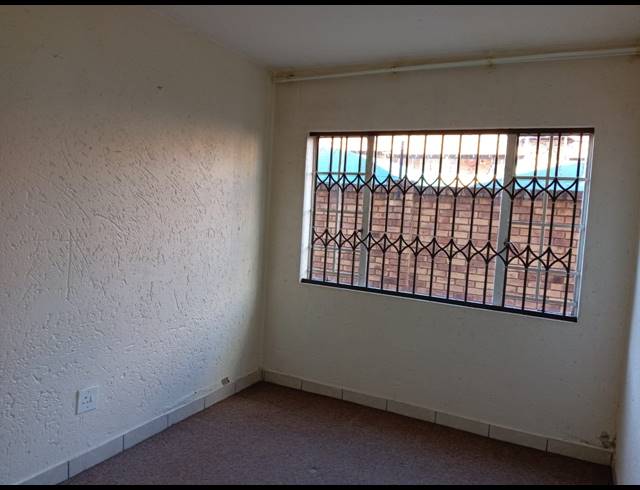 2 BEDROOM APARTMENT FOR SALE IN KENLEAF
